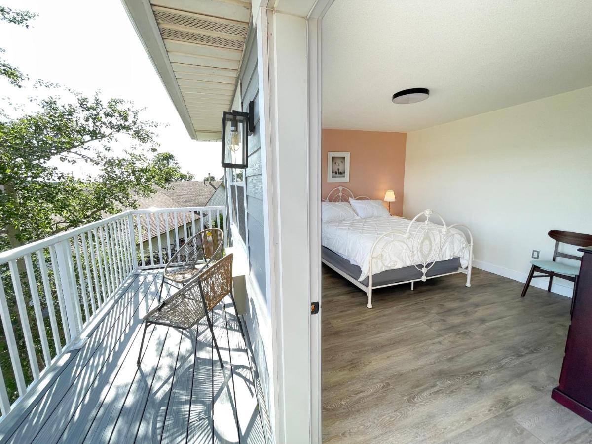 Gateway To Greenwich Suites Saint Peters Bay Esterno foto