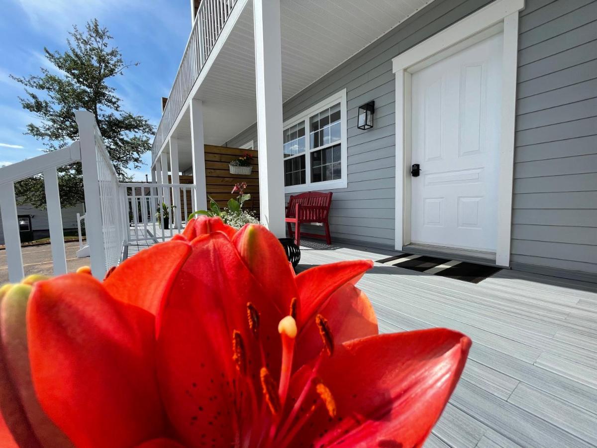 Gateway To Greenwich Suites Saint Peters Bay Esterno foto