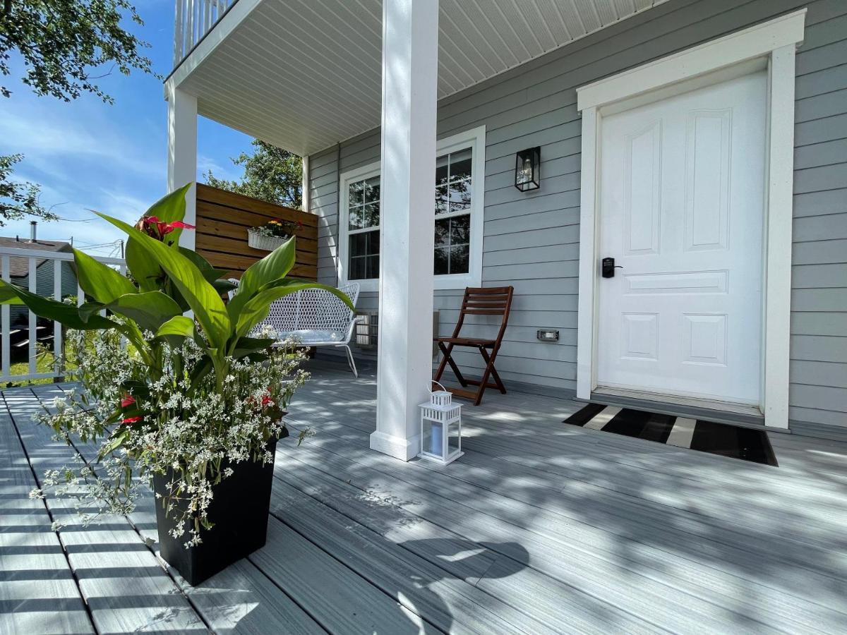 Gateway To Greenwich Suites Saint Peters Bay Esterno foto