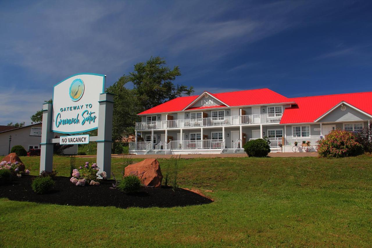 Gateway To Greenwich Suites Saint Peters Bay Esterno foto