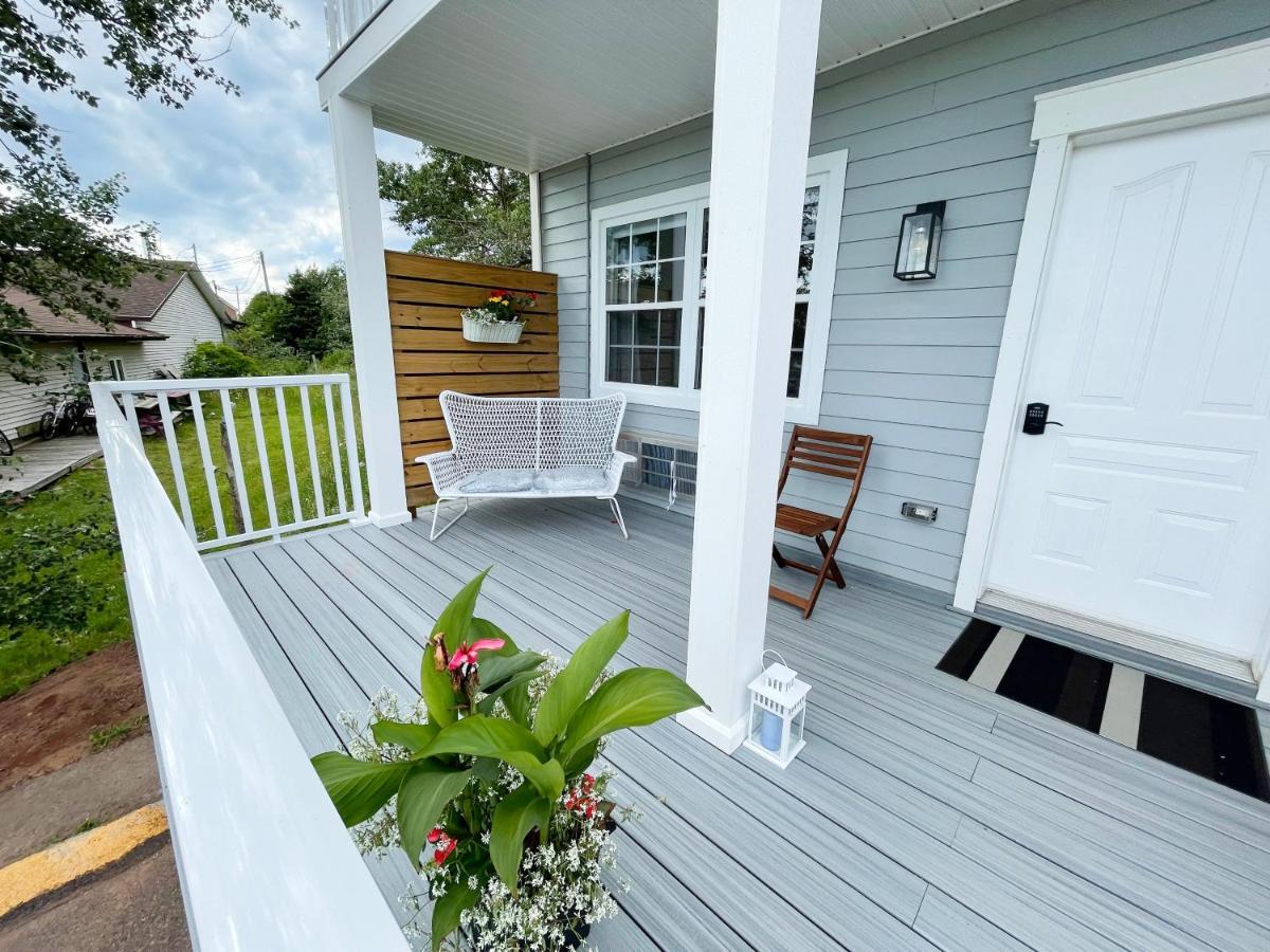Gateway To Greenwich Suites Saint Peters Bay Esterno foto
