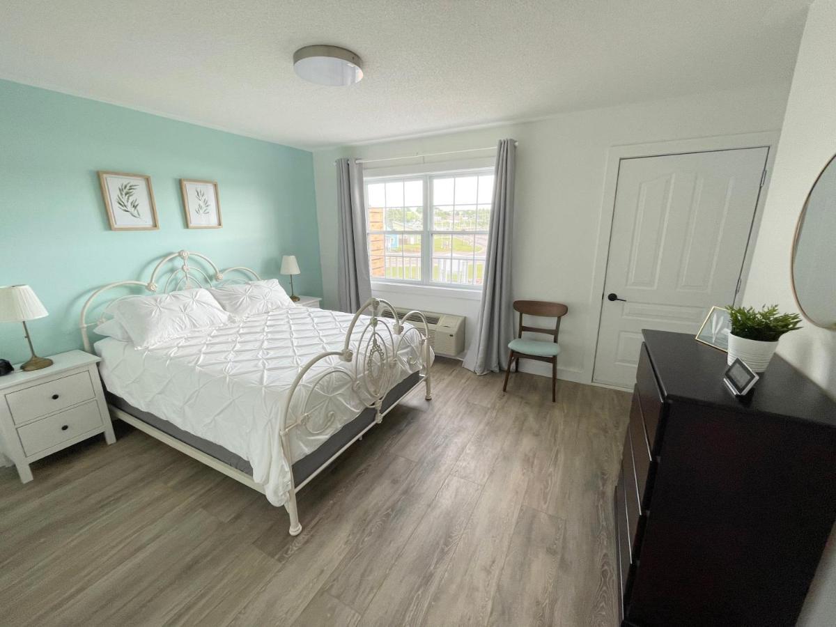 Gateway To Greenwich Suites Saint Peters Bay Esterno foto