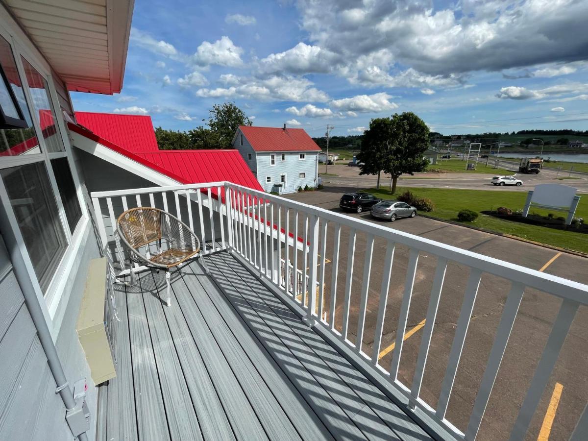 Gateway To Greenwich Suites Saint Peters Bay Esterno foto